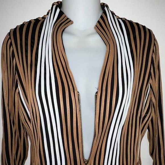 CHICO'S TRAVELERS SIZE 0 MS SIZE 4-6 FAUX LEATHER RIBBON JACKET BLAZER - Picture 6 of 14